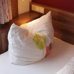 招待所 厄赫酒店 3*