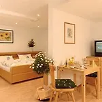 厄赫酒店 罗滕堡